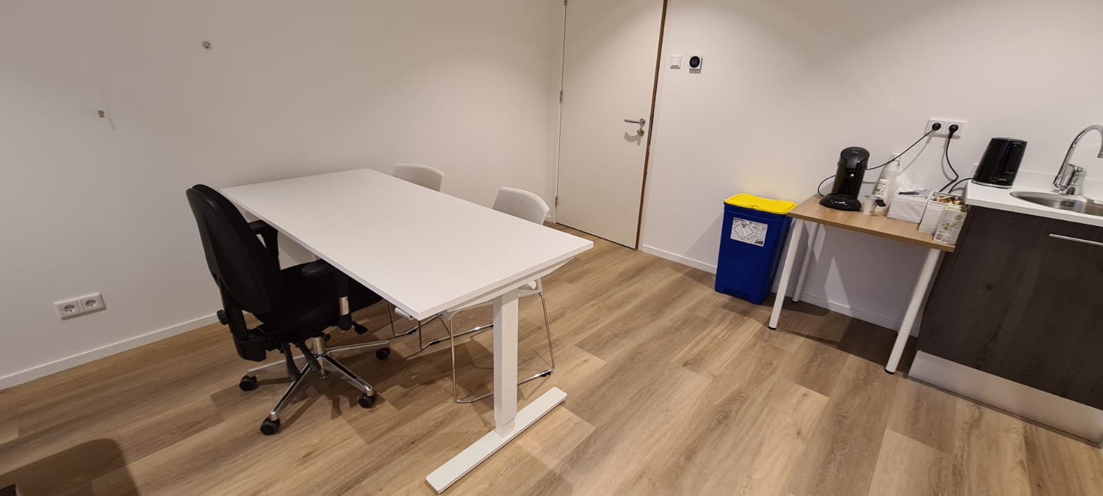 ADD Flex4you Tilburg conservatoriumlaan witte kamer 2.jpg
